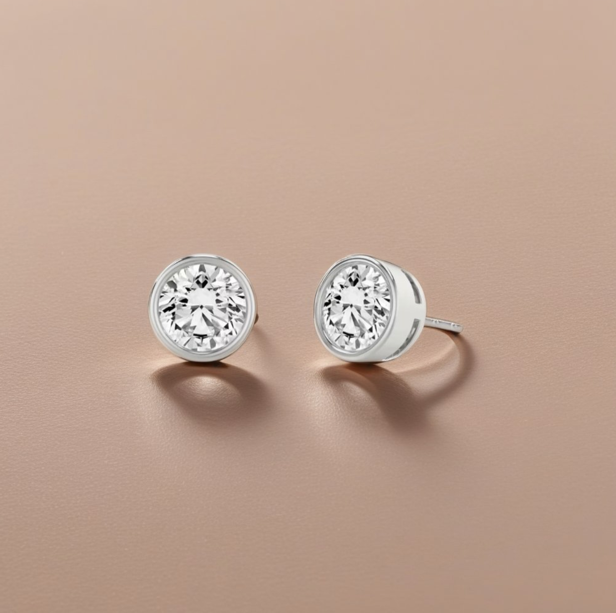 Boucles d'oreilles solitaires à lunette