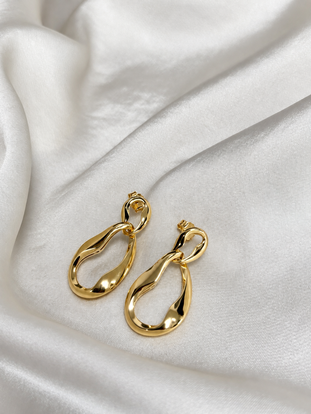 14K Italian Yellow Gold Sculptural Drop Earrings
