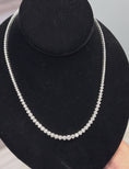 Charger et lire la vidéo dans la visionneuse de la galerie, 14K White Gold Graduated Diamond Tennis Necklace
